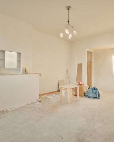 a-spacious-room-under-renovation-EU24KE7 a-spacious-room-under-renovation-EU24KE7
